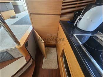 Azimut 43 Fly