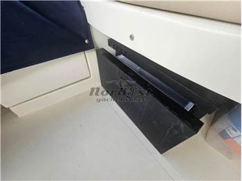Azimut 43 Fly