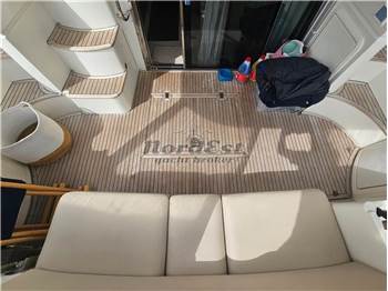 Azimut 43 Fly