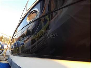 Chaparral Signature 270 (Volvo Penta D4 300)