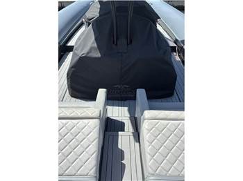 Panamera Yacht PY100