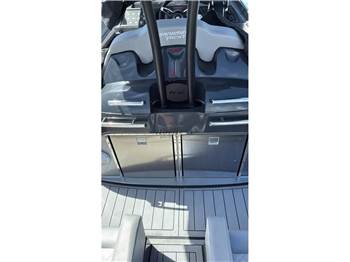 Panamera Yacht PY100