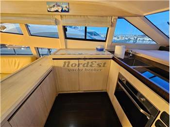 Cayman 60 HT