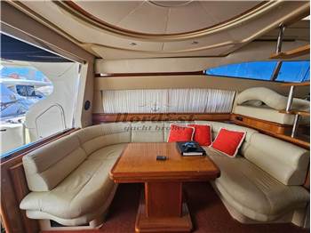 Ferretti 46