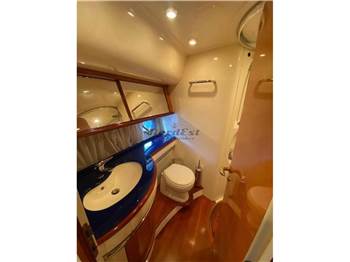 Azimut 62 Fly