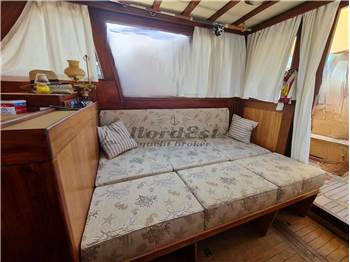 Franchini Motorsailer