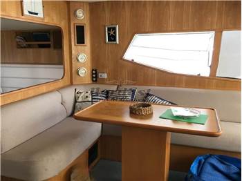 Asia Boat Builder Aquarius 55 Fly