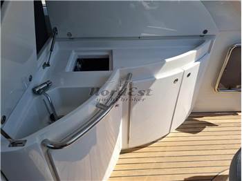 Pershing 50 HT hard top (Arneson)
