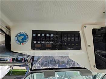 Boston Whaler Outrage 28 (Honda 250 - 2017)