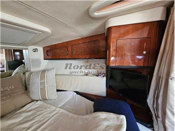 Sea Ray 325 Sundancer