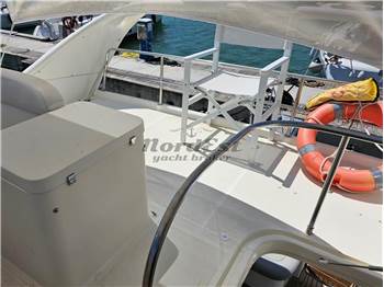 Rodman 44 fly - IPS 500