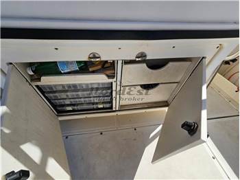 Boston Whaler Outrage 28 (Honda 250 - 2017)