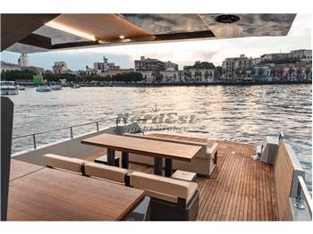 Awave Maxi Rib 48