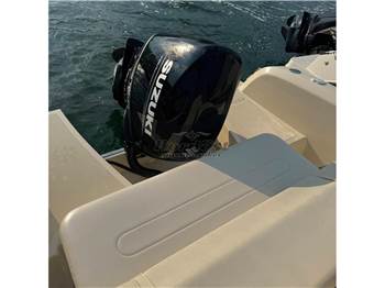 Invictus 190 FX (motore 2025)