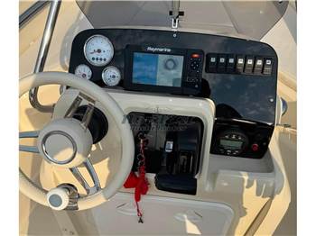 Invictus 190 FX (motore 2025)