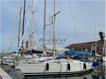 Beneteau First 345