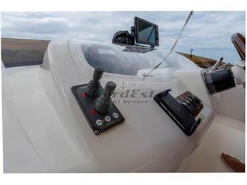 Fairline Squadron 62