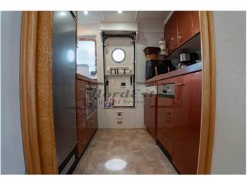 Fairline Squadron 62