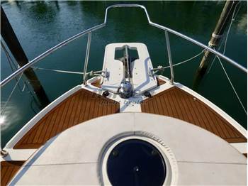 Starlight Wide Track Fisherman 27 (Diesel)