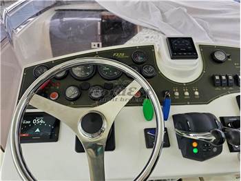 Cantieri Estensi Bluetime 370