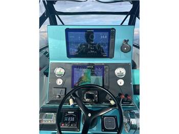 Pursuit Tiara 2800 Offshore