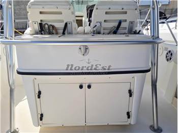 Boston Whaler Outrage 28 (Verado 300 - 2018)