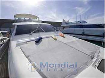 Ferretti yacht 70