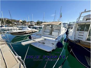 Sea Ray 330 Amberjack