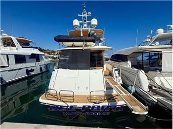 Fairline Squadron 68