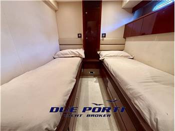 Fairline Squadron 68