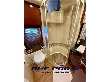 Fairline Squadron 68