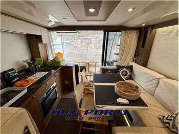 Cranchi 43 Eco Trawler