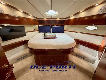 Fairline Squadron 55