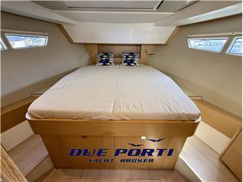 Sealine C330