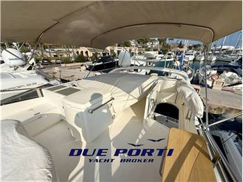 Fairline Squadron 55