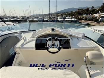 Fairline Squadron 55