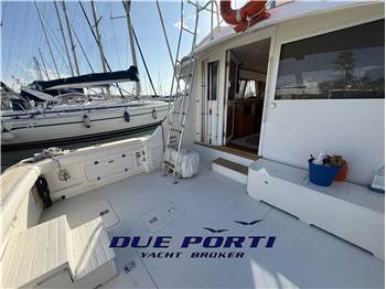 Bertram 37 Fly