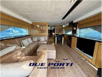 Fairline Squadron 70