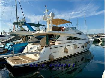 Fairline - Squadron 70