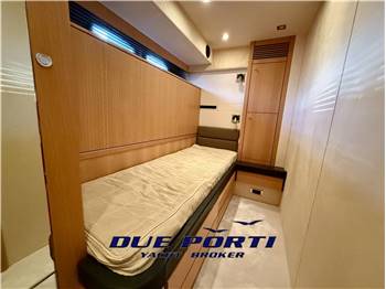 Fairline Squadron 68 - 70