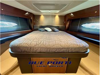 Princess 56 fly