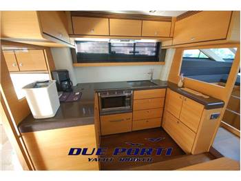 Fairline Squadron 55