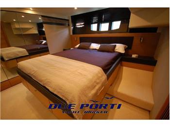 Fairline Squadron 55