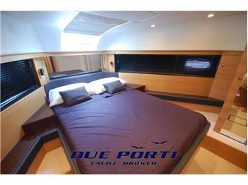 Fairline Squadron 55