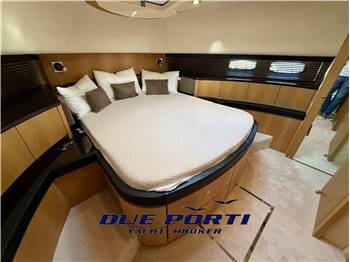Fairline Squadron 68-70