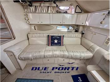 Sea Ray 330 Amberjack