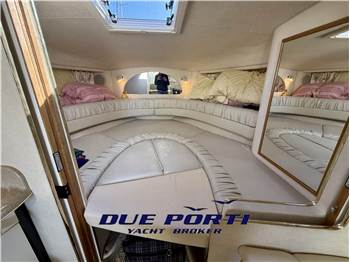 Sea Ray 330 Amberjack