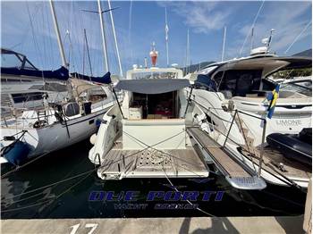 Azimut 43S