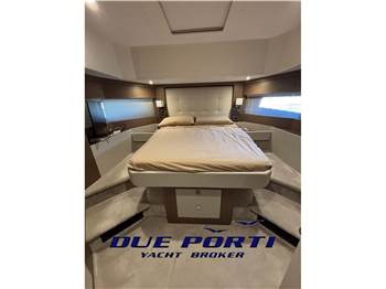 Cranchi 43 Eco Trawler
