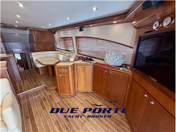 Bertram Yacht 630 Convertible